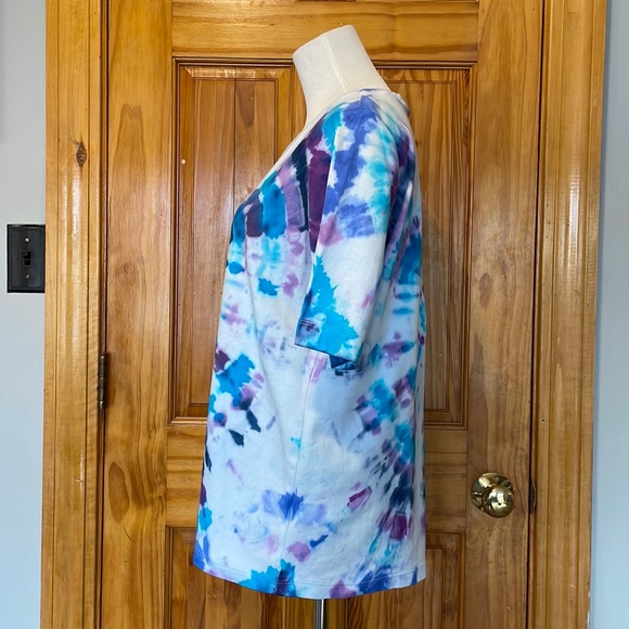 Tye dye t-shirt - Picture 5 of 10
